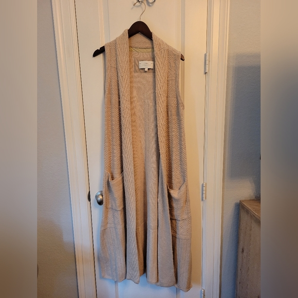 Angel of the North beige long sweater Size Small - Picture 3 of 5